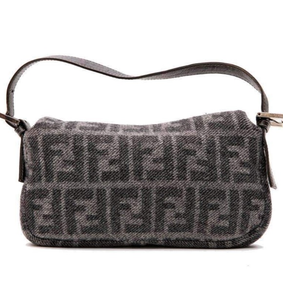 Fendi Grey Wool Baguette - Picture 10 of 13